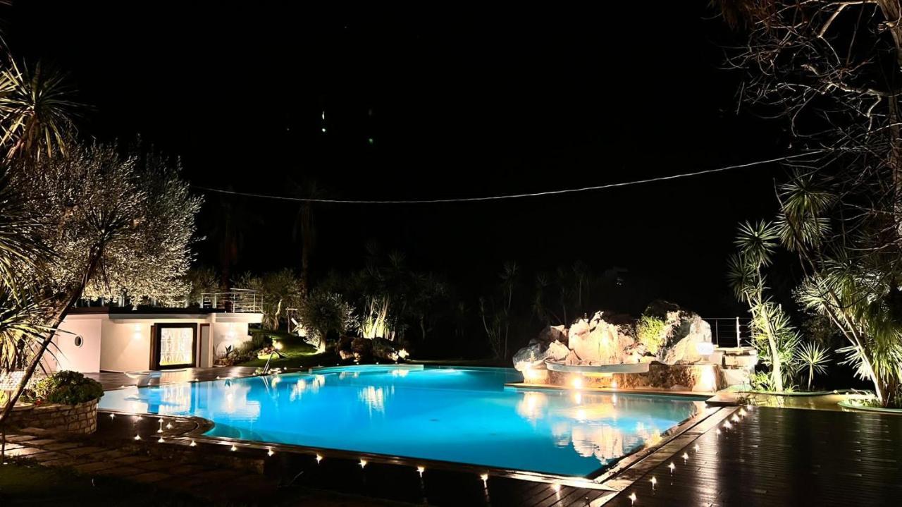 Caputaquis Bed & Breakfast Capaccio ภายนอก รูปภาพ